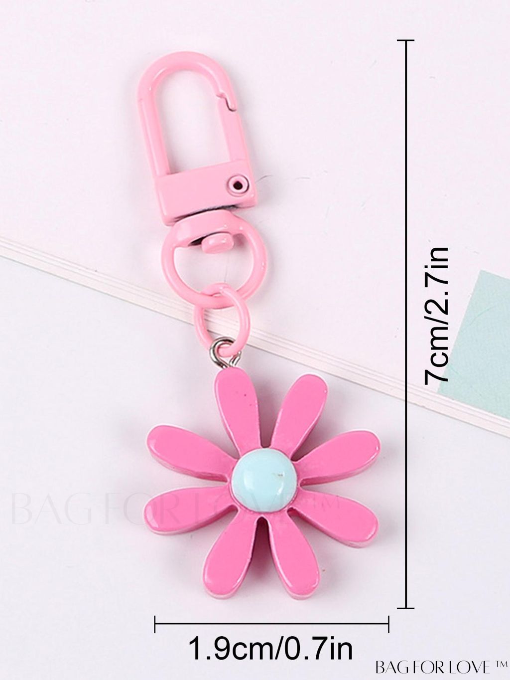 BagForLove - Daisy Flower Keychain: Stylish Earphone Cover, Keyring Bag, and Purse/Backpack Pendant with Car Key Chain Ornament