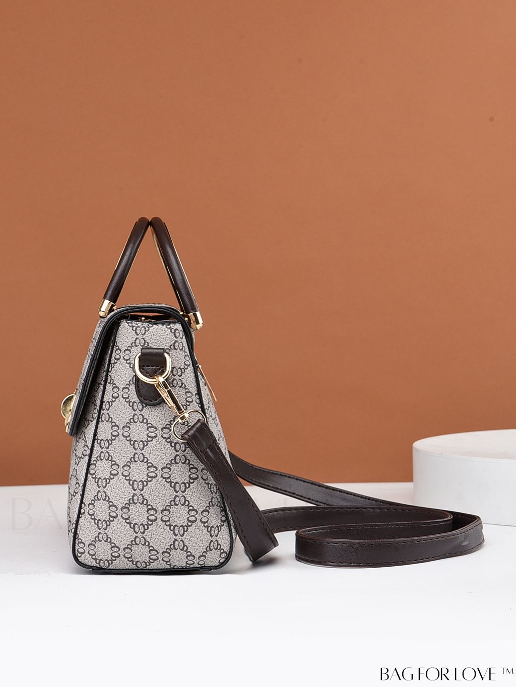 BagForLove - Chic Womens Square Crossbody Bag with Trendy Print Design