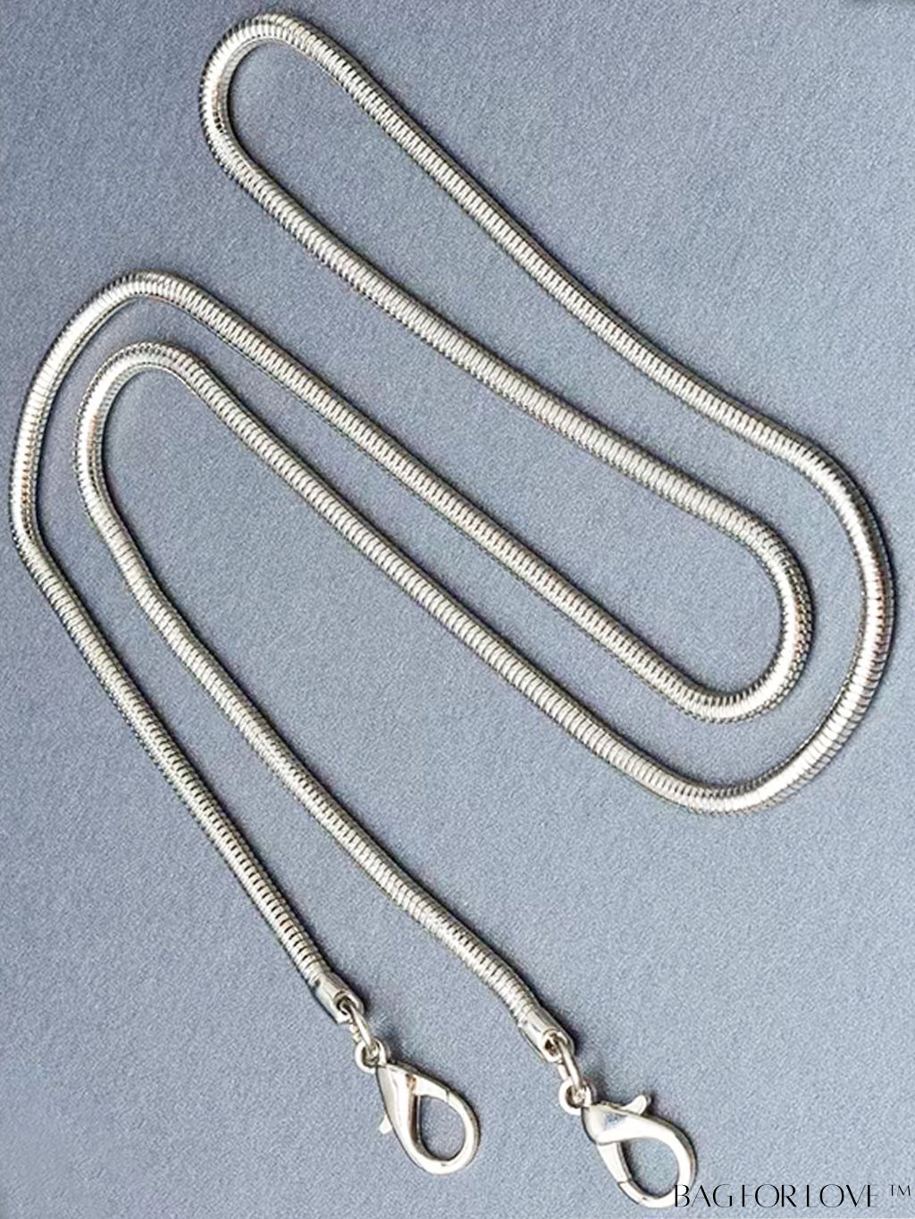 BagForLove - Chic Silver Shoulder Bag with Stylish Strap