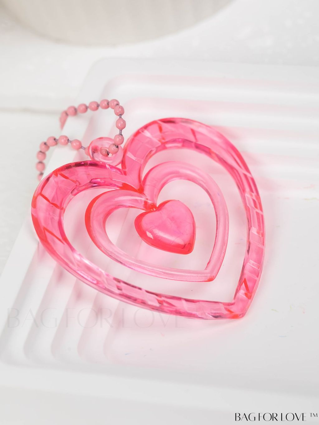BagForLove - Stylish Heart Bag Charm: Elegant Keychain for Bag, Car, or Phone Decoration