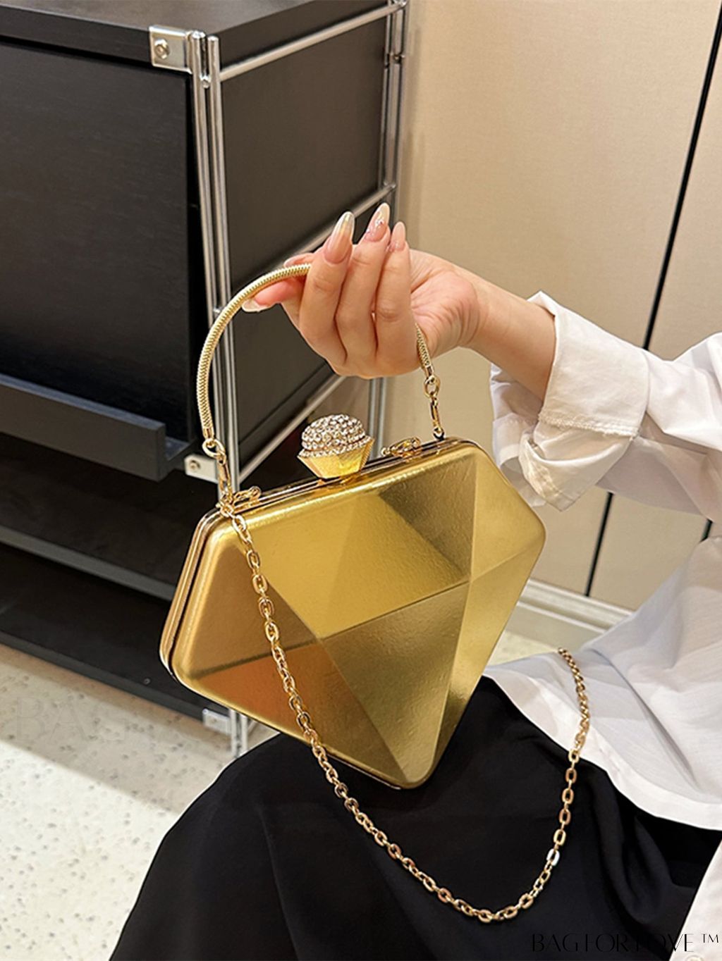 BagForLove - Versatile Faux Patent Leather Diamond Tote - Fashionable & Functional