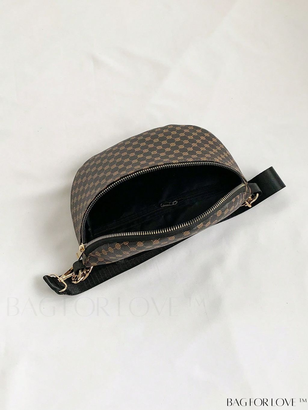 BagForLove - White Chain Decor All-Over Print Fanny Pack for Everyday Use