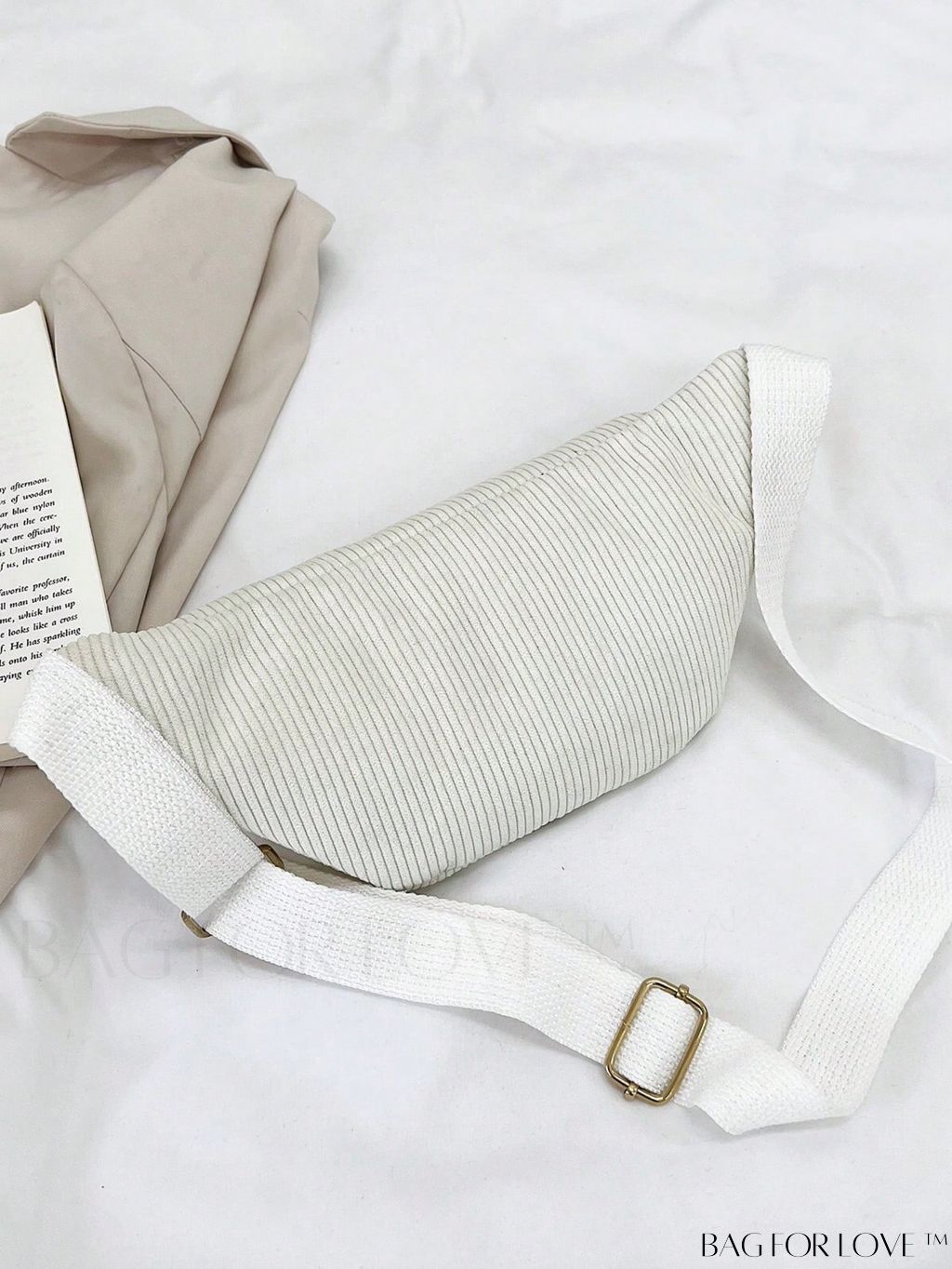 BagForLove - Lightweight Unisex Waist Pack with Green Styling