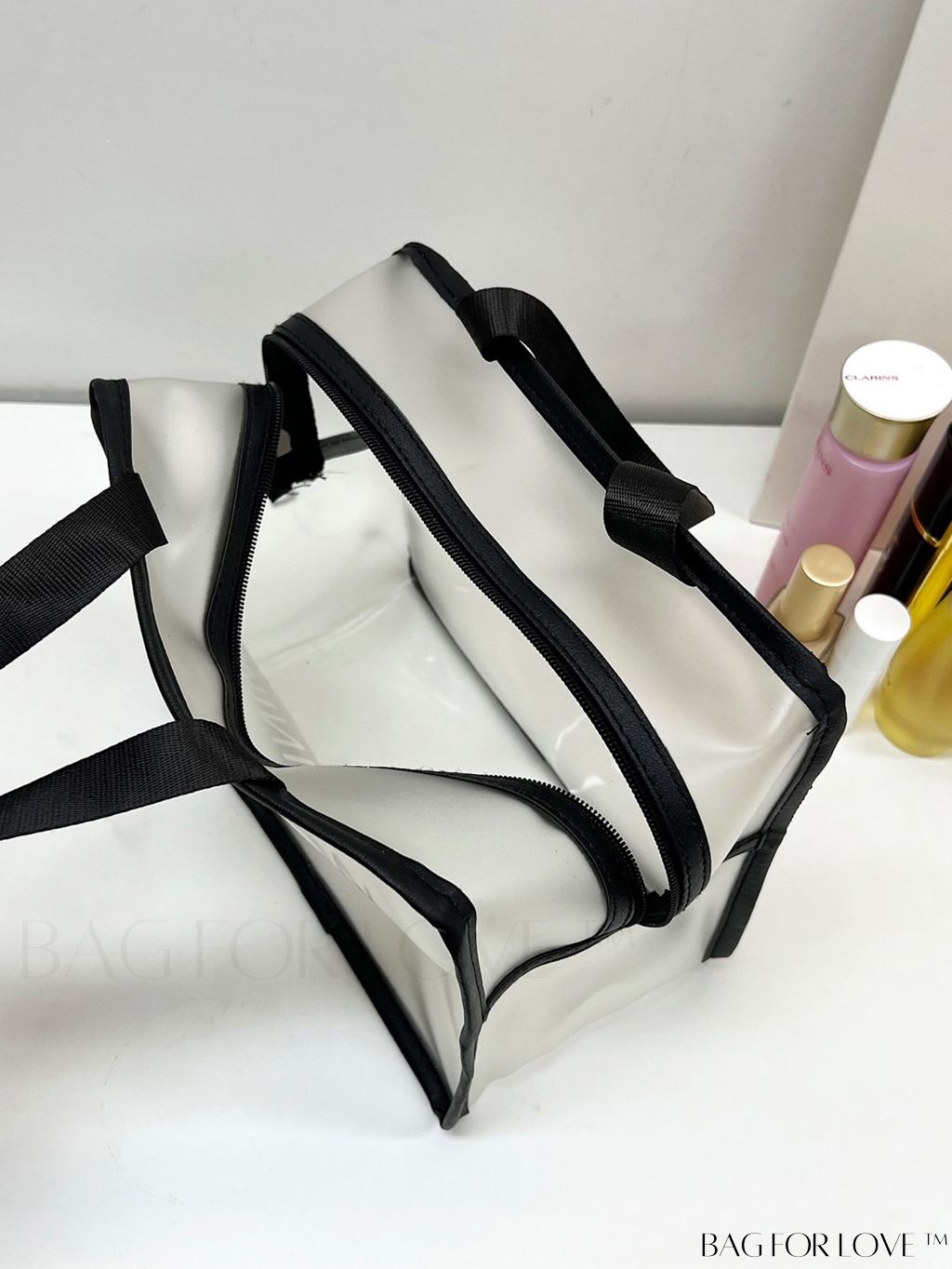 BagForLove - Portable Waterproof Cosmetic Bag with Large Capacity â Transparent and Frosted, Ideal for Travel and Swimming