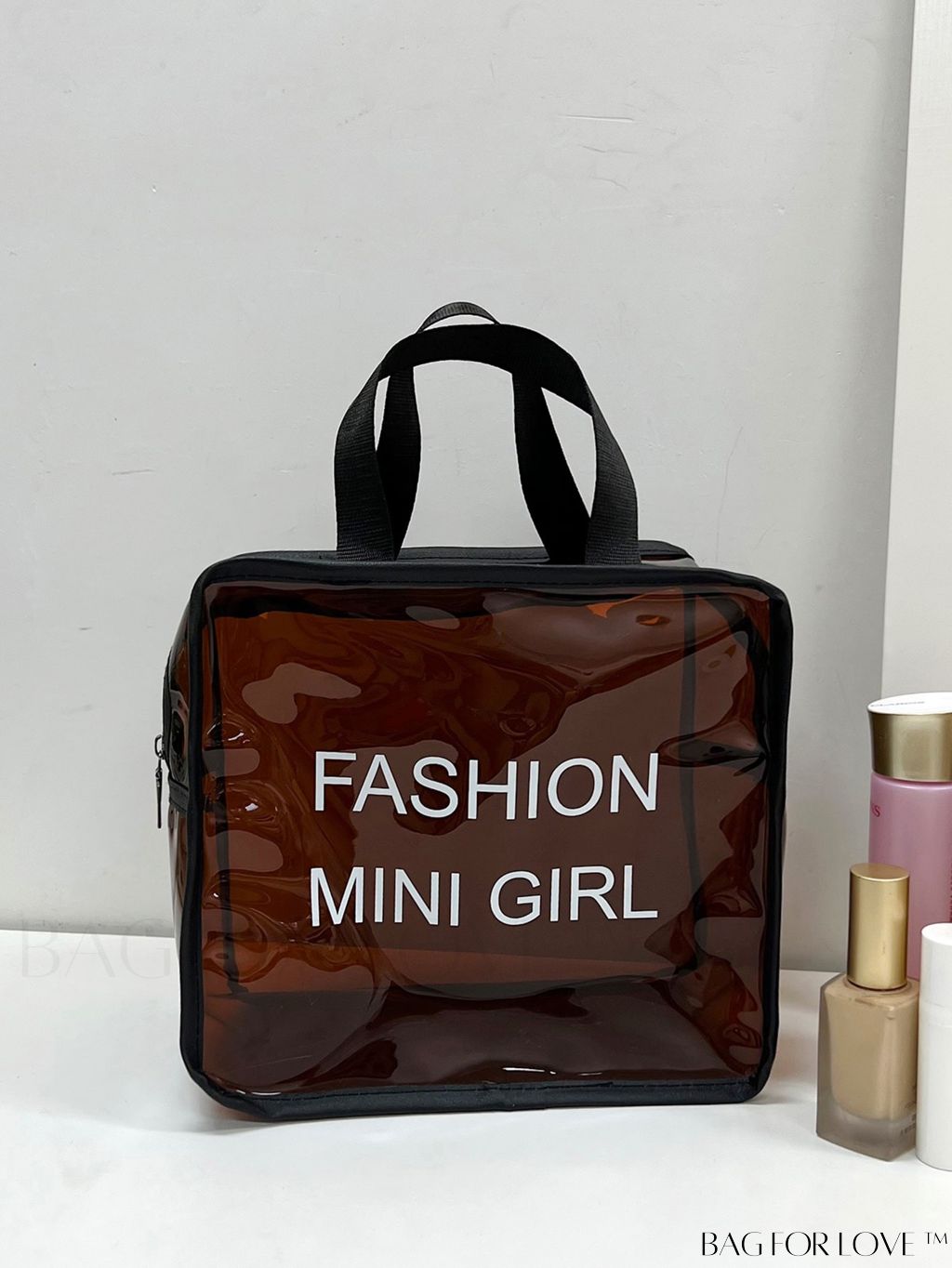 BagForLove - Travel-Friendly Waterproof Cosmetic Bag: Spacious, Transparent, and Versatile