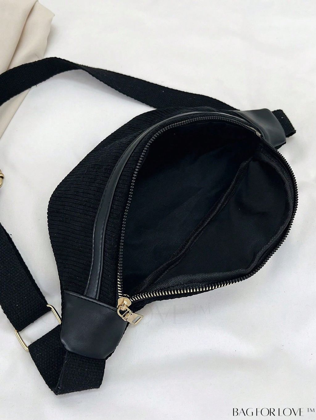 BagForLove - Lightweight Unisex Waist Pack with Green Styling