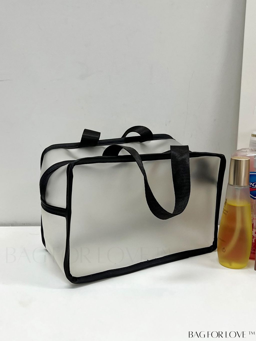 BagForLove - Portable Waterproof Cosmetic Bag with Large Capacity â Transparent and Frosted, Ideal for Travel and Swimming