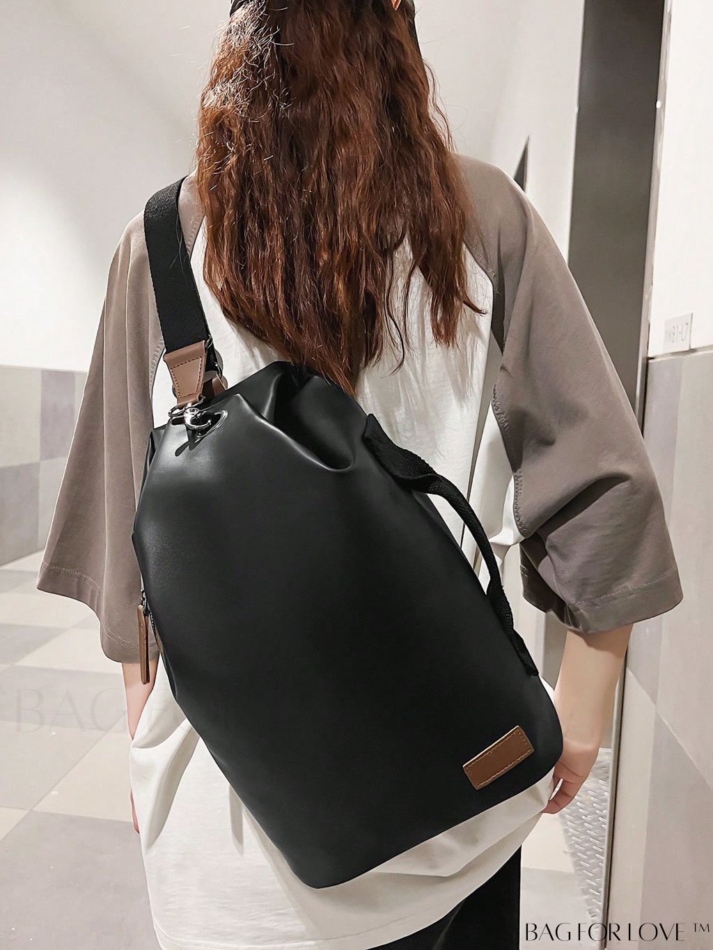 BagForLove - Medium Black Unisex Sling Bag with Decorative Patch Design