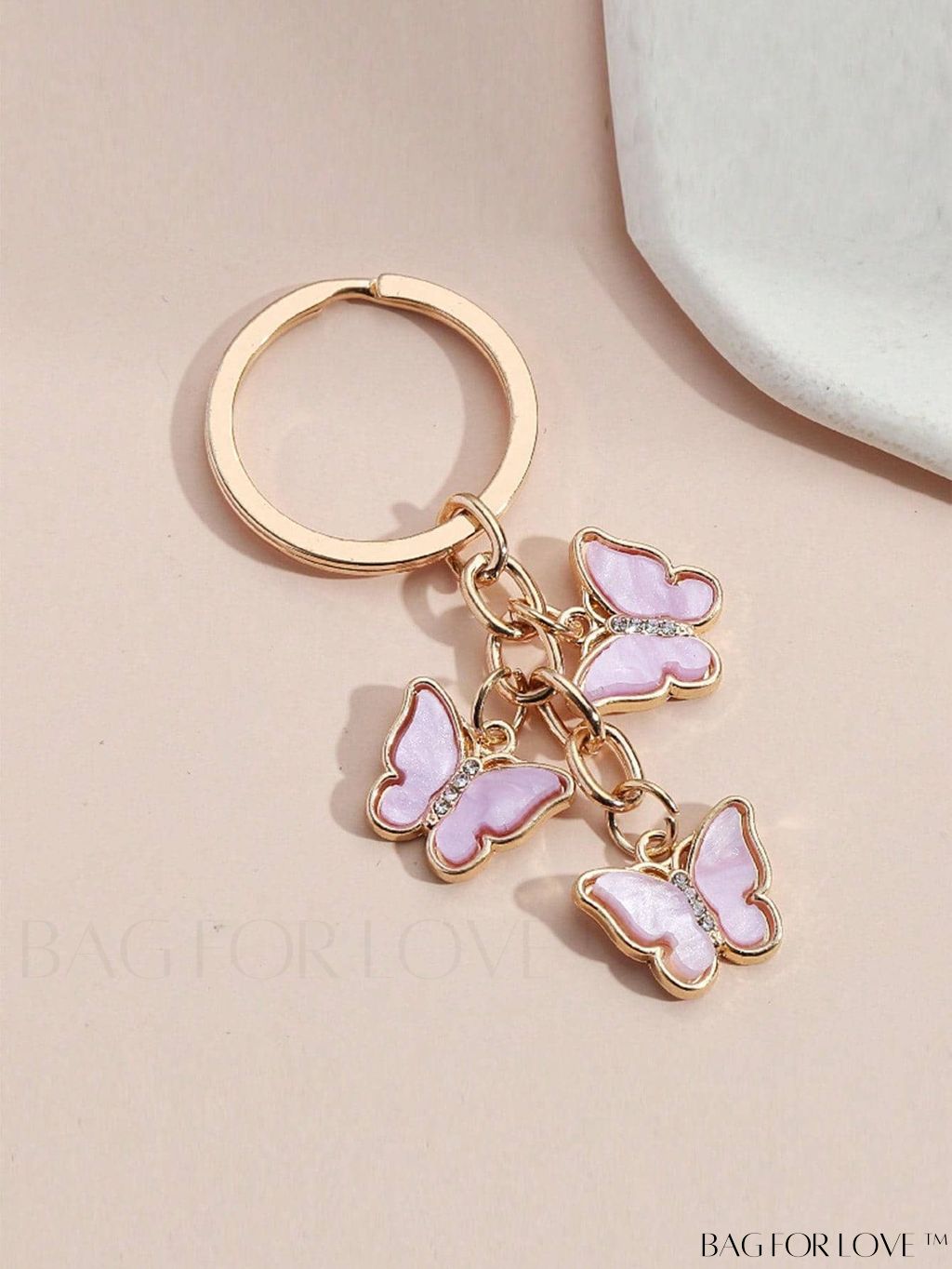 BagForLove - Stylish Butterfly Bag Charm: Elevate Your Bags Look with Exquisite Design