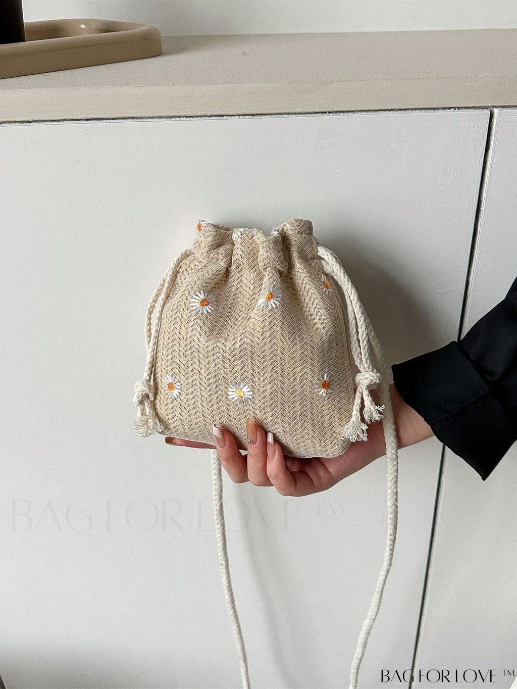 BagForLove - Womens Beach Bucket Straw Bag with Floral Applique, Drawstring Crossbody Purse (5.1 X 5.9 X 1.9)