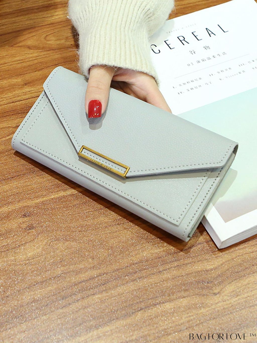 BagForLove - Stylish Personalized Long Wallet with Retro Charm and Versatile Multi-functionality