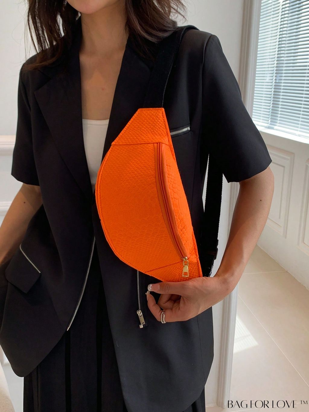 BagForLove - Black Crocodile-Embossed Minimalist Fanny Pack