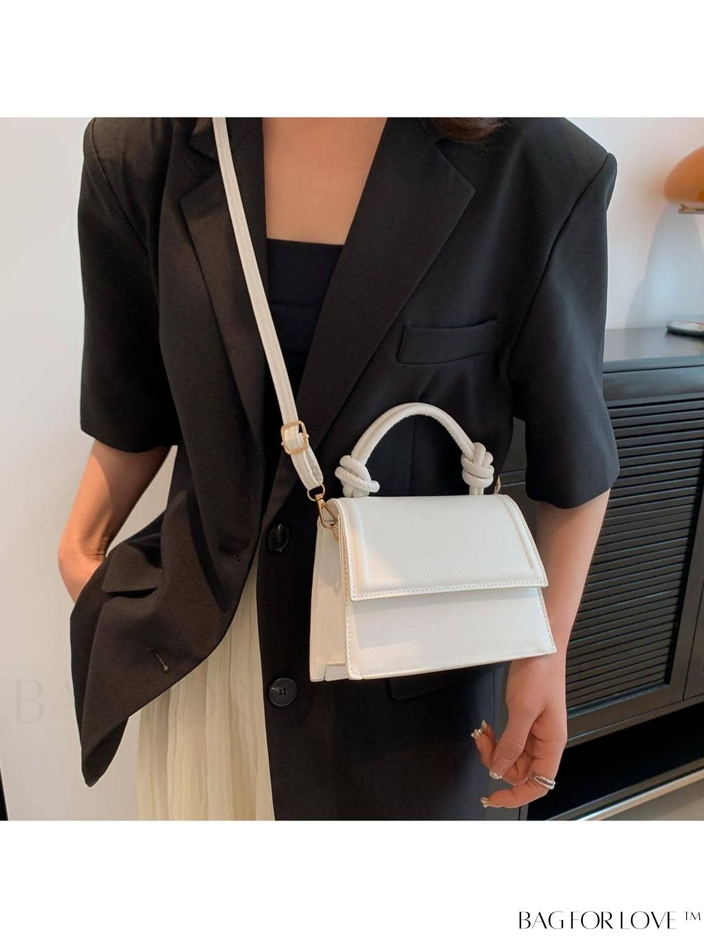 BagForLove - Chic PU Portable Crossbody Square Bag - Sleek, Compact, and Fashionable