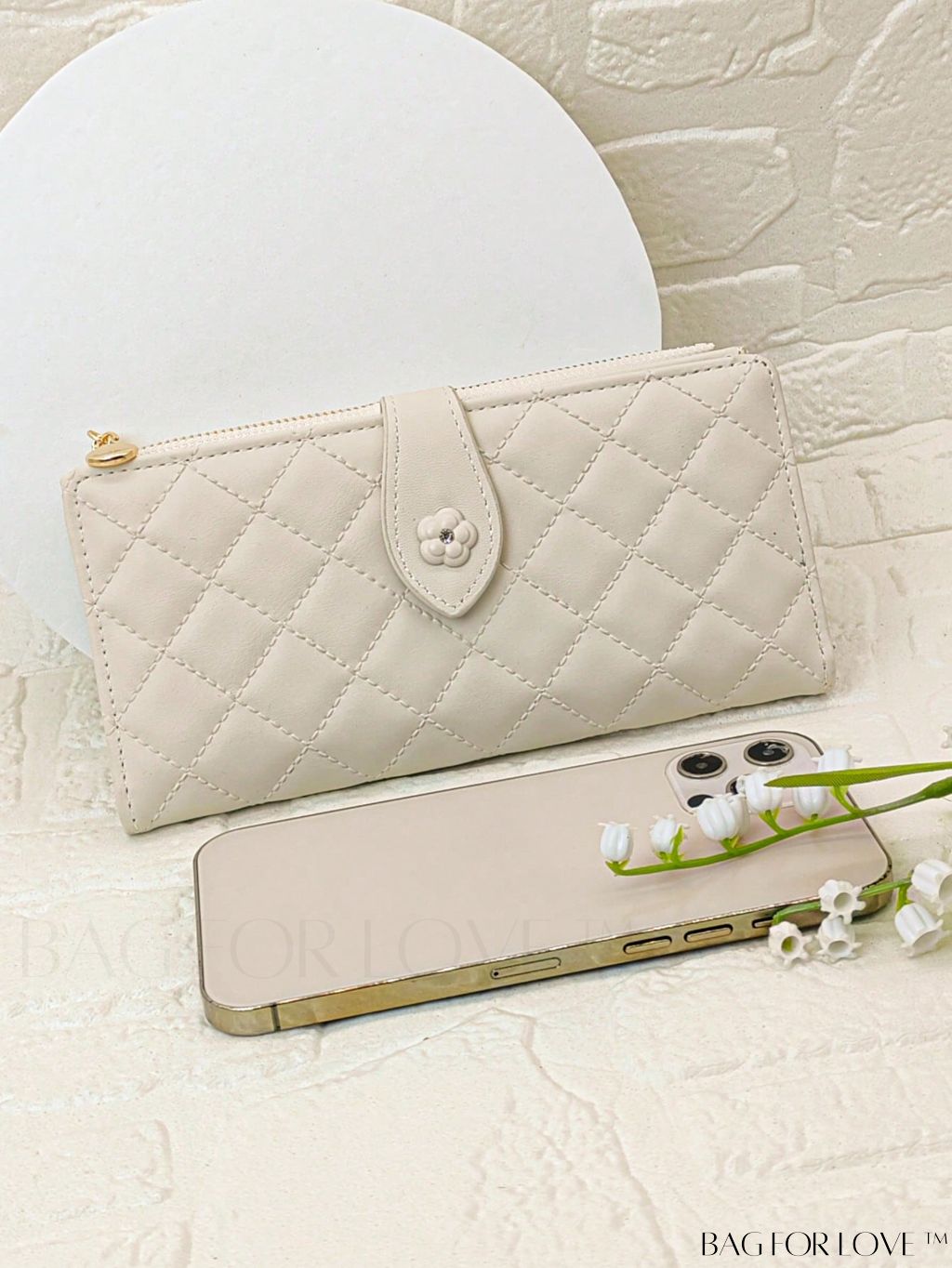 BagForLove - Stylish Pink Quilted Long Wallet with Zipper for Everyday Fashion