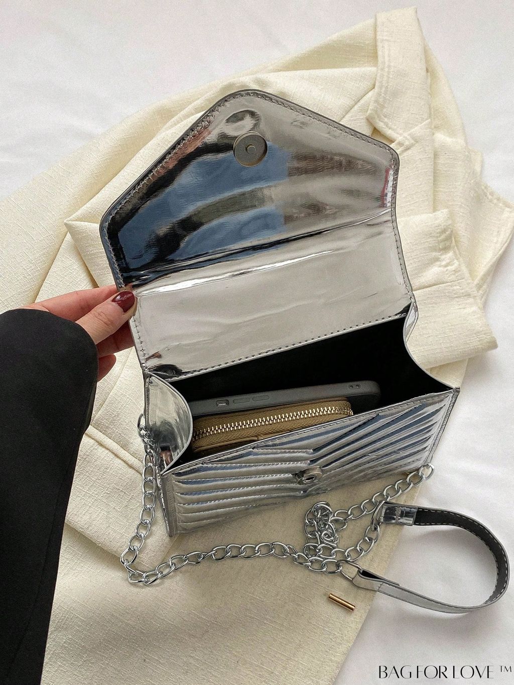 BagForLove - Compact Quilted Flap Shoulder Bag in Striking Neon Red