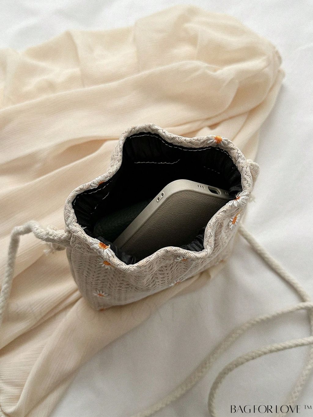 BagForLove - Womens Beach Bucket Straw Bag with Floral Applique, Drawstring Crossbody Purse (5.1 X 5.9 X 1.9)