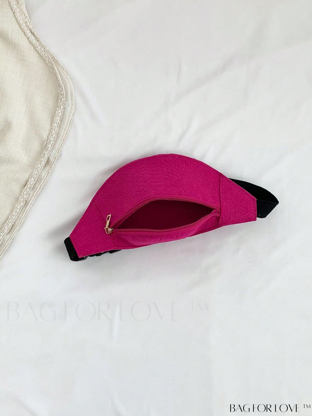 BagForLove - Black Crocodile-Embossed Minimalist Fanny Pack