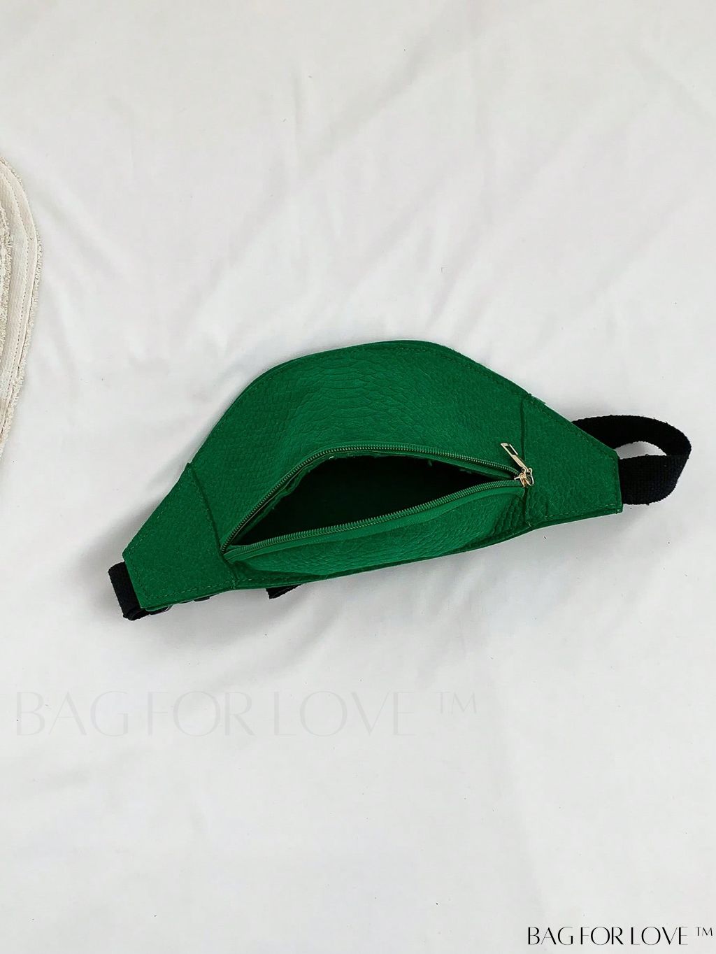 BagForLove - Black Crocodile-Embossed Minimalist Fanny Pack