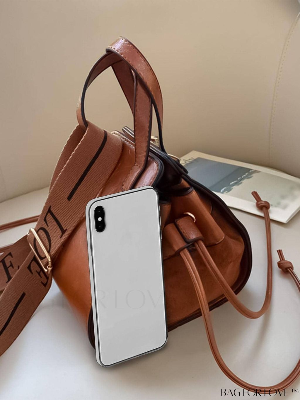 BagForLove - Compact Triangle Fashion Handbag