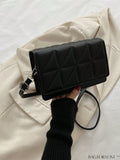 BagForLove - Stylish Adjustable Strap Crossbody Bag with Quilted Detail and Plaid Design