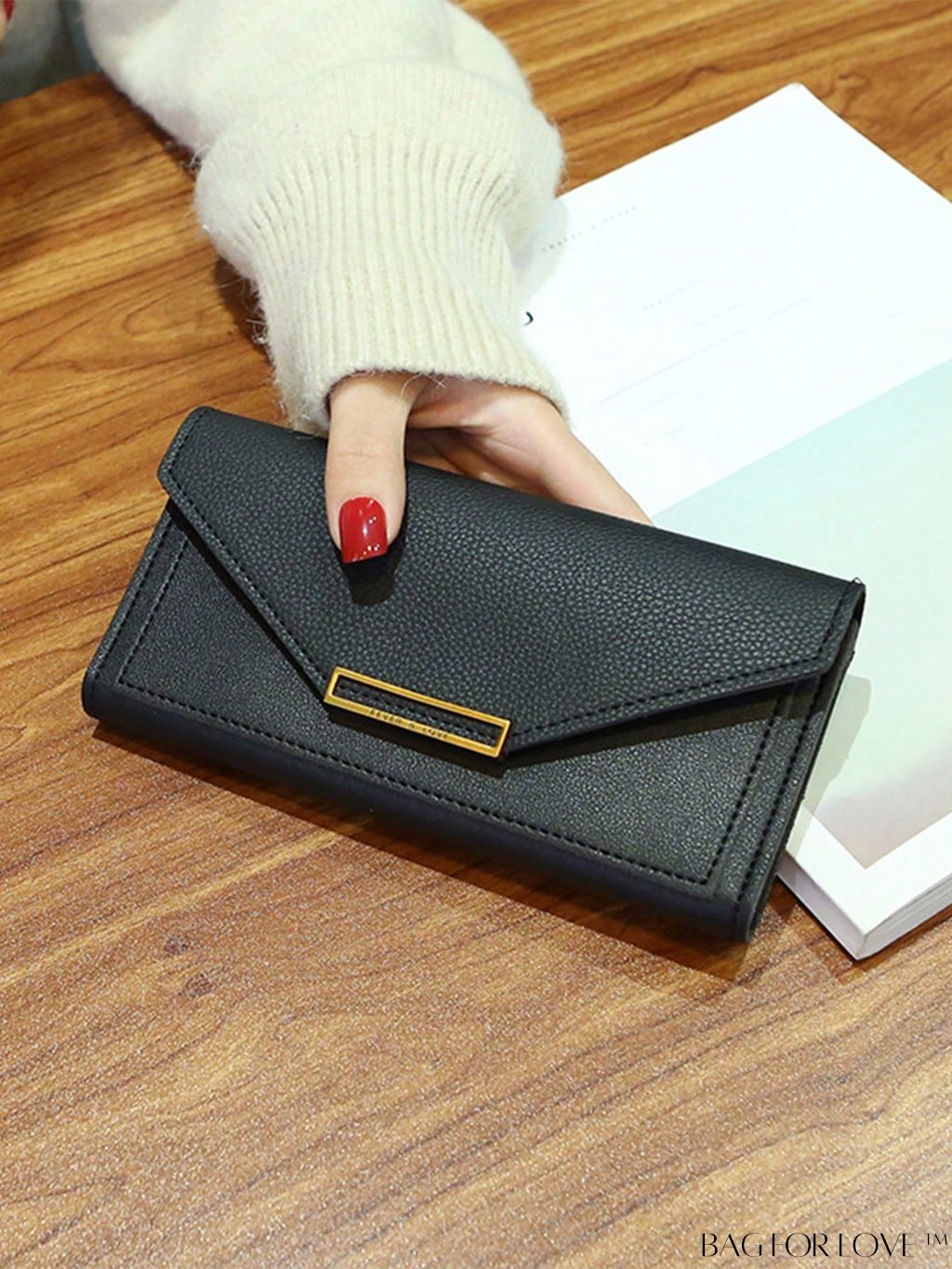BagForLove - Stylish Personalized Long Wallet with Retro Charm and Versatile Multi-functionality