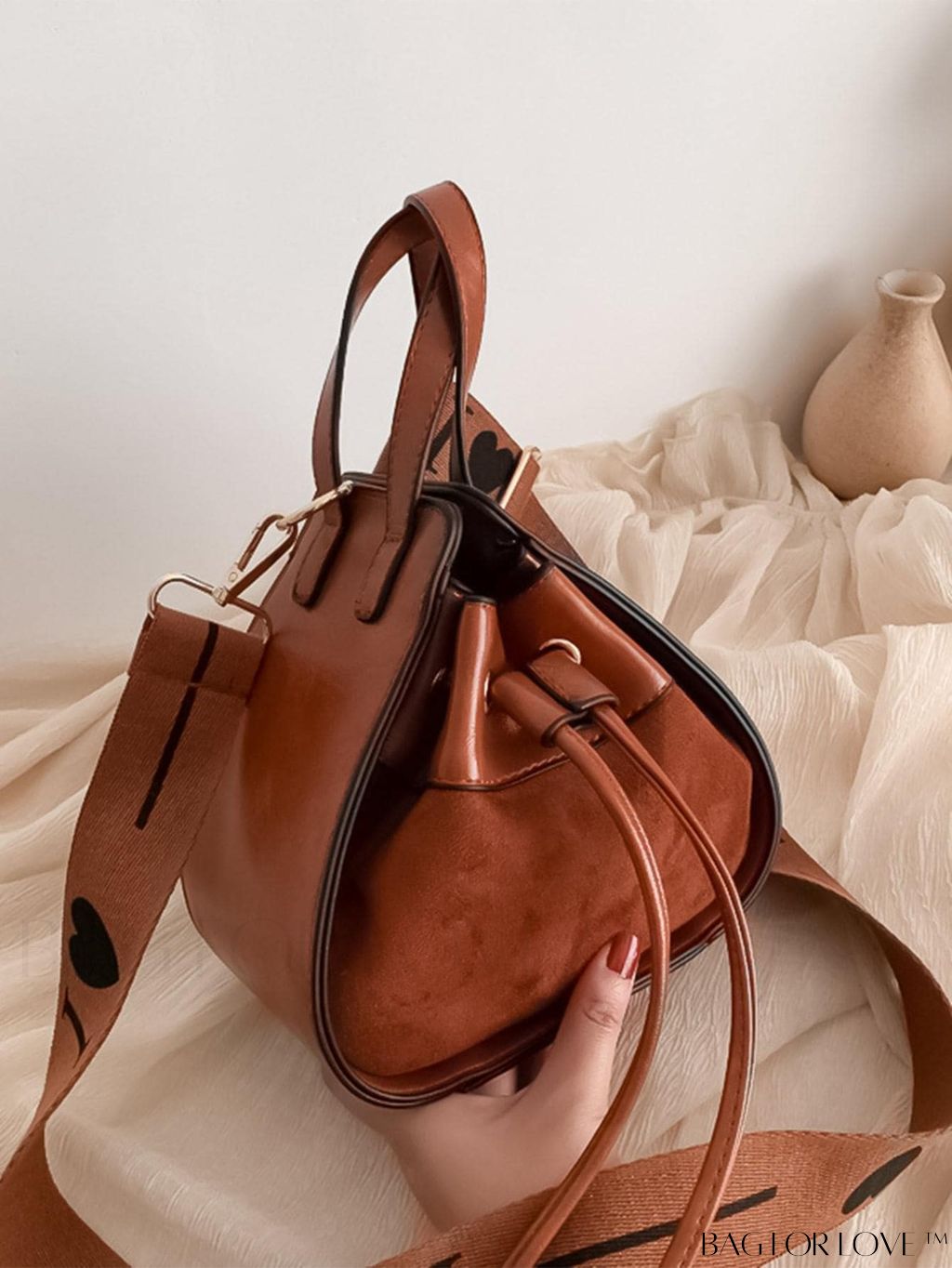 BagForLove - Compact Triangle Fashion Handbag