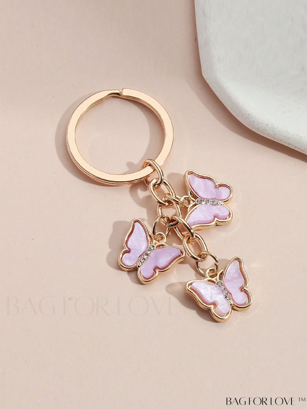 BagForLove - Stylish Butterfly Bag Charm: Elevate Your Bags Look with Exquisite Design