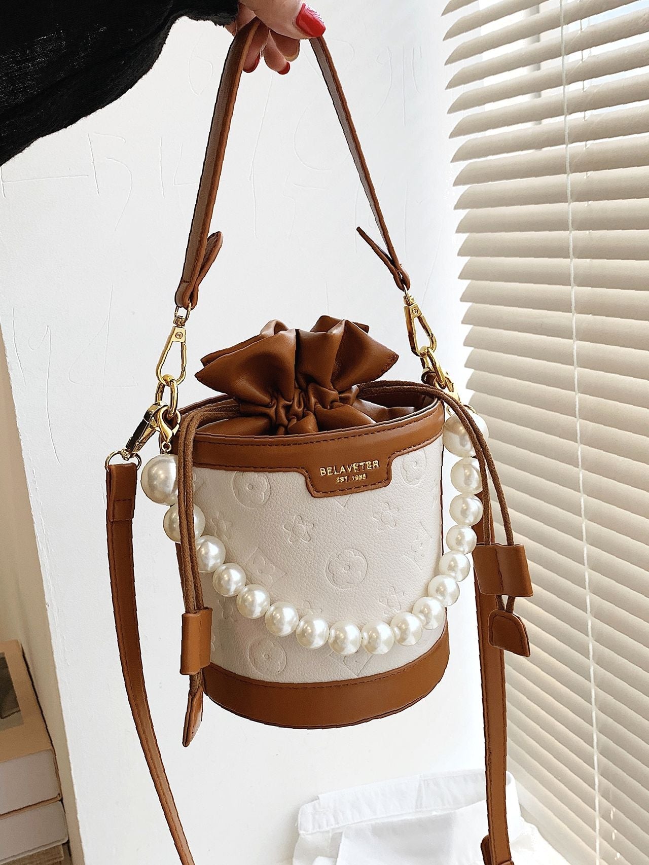 Mini Faux Pearl Decor Drawstring Design Satchel Bag