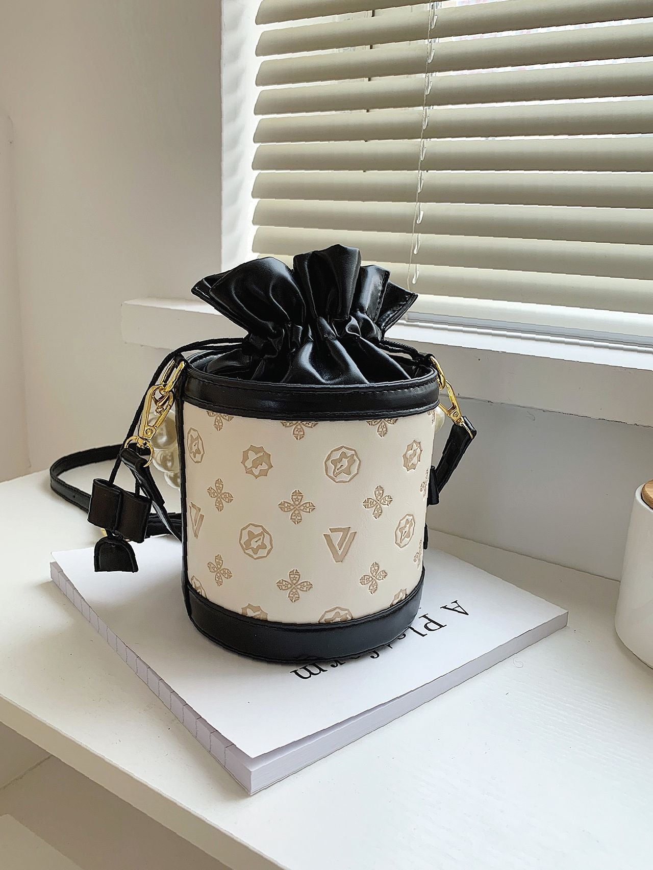 Floral Embroidered Bucket Bag Pearl Decor Turn Lock With Inner Pouch